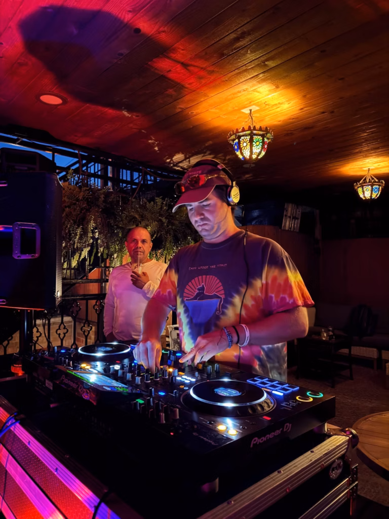Industry Mondayz Rooftop Dj Masada Chicago